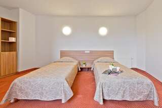 Отель Green Vilnius hotel Вильнюс Двухместный номер с 2 отдельными кроватями-4